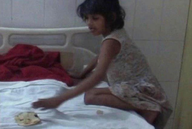 Hindistan'da, Maymunlarla Yaşayan