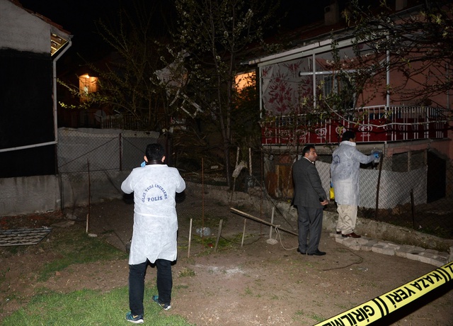 Öğrenci Evinde Çakmak Gazı Tüpleri Patladı: 4 Yaralı
