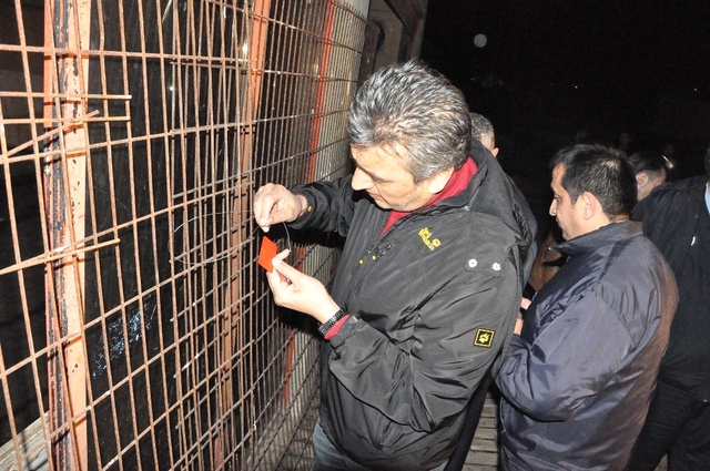 Hayvanat Bahçesinin Arazisinde Kesilmiş At ve Eşek Kafaları Bulundu