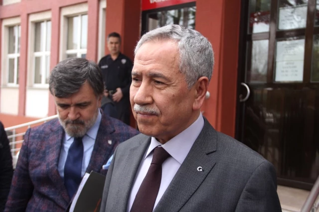 Bülent Arınç, Bolu'da Hakim Karşısına Çıktı