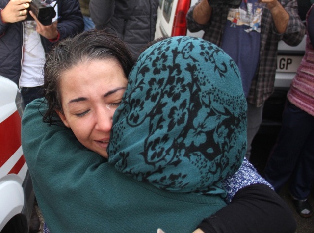 Ziyarete Geldiği Babasını Ölü Buldu, Feryadı Yürek Yaktı