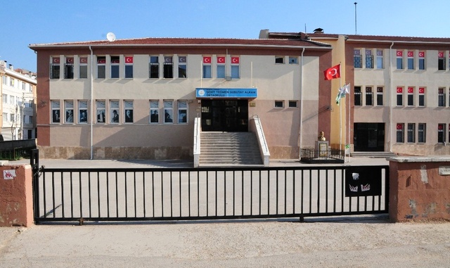 2015 Genel Seçimlerinde Olay Çıkan Okulda Oy Kullanılmıyor