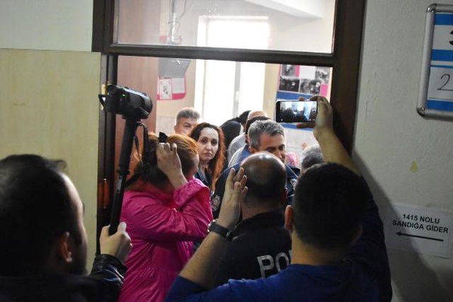 Konya'da Zarftan Çıkan İki 'Evet' Pusulası Tartışmaya Neden Oldu