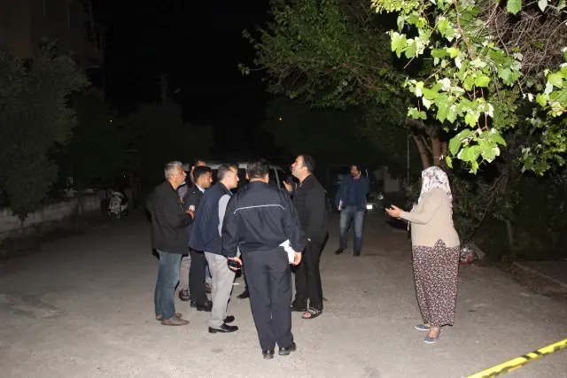 Boğazı Kesilerek Öldürülen Kadının Katil Zanlısı, Kanlar İçinde Bulundu