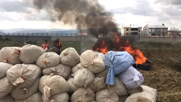 Diyarbakır 30 Ton Uyuşturucu Madde Yakılarak İmha Edildi