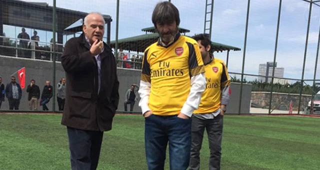 Rıdvan Dilmen, Arsenal Forması Giydi: İlk Kez Başka Takımın Formasını Giydim