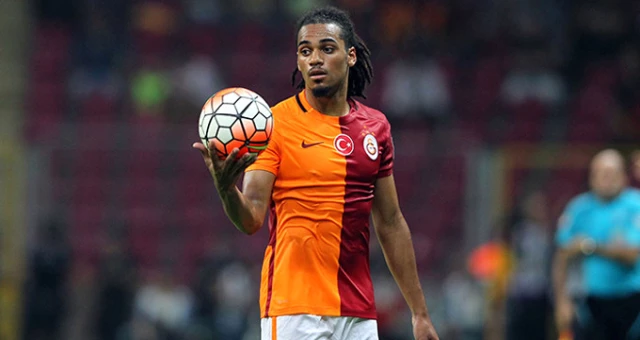 Galatasaray, Eski Oyuncusu Denayer'i Kiralamak İstiyor