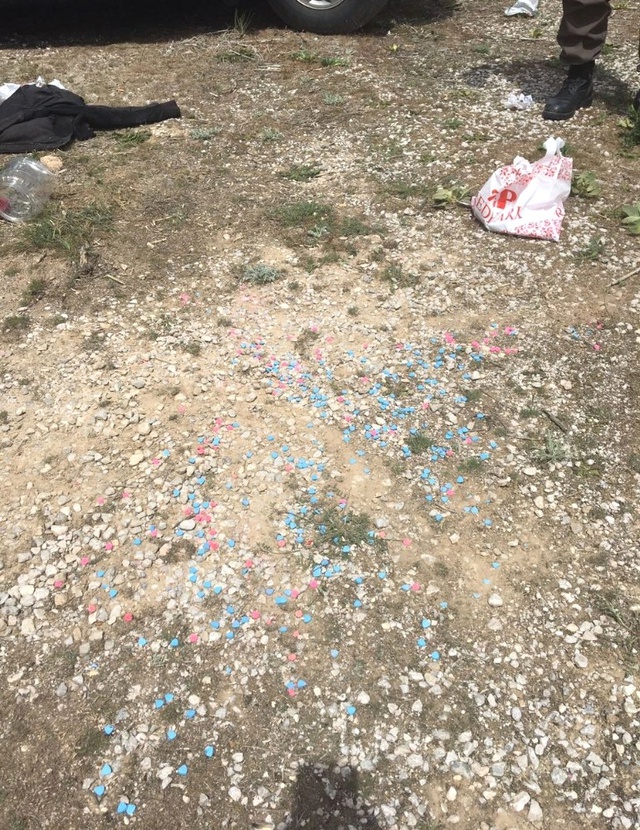 Yakalanacağını Anlayan Şüpheli, Avucundaki Uyuşturucu Hapları Yuttu
