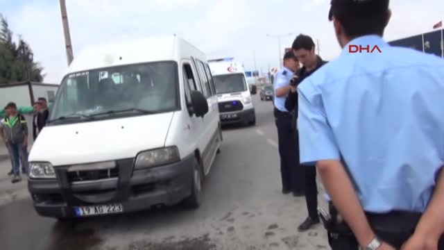 Çorum'da Bir Sürücü Ceza Yazan Jandarmanın Üzerine Mazot Dökmeye Kalkıştı
