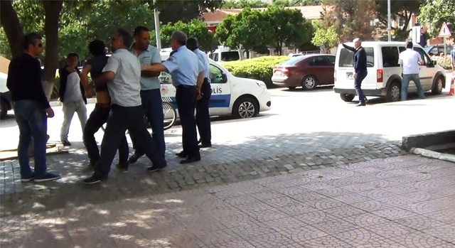 8 Yaşındaki Kızı Okul Tuvaletinde Taciz Eden Hizmetli Tutuklandı