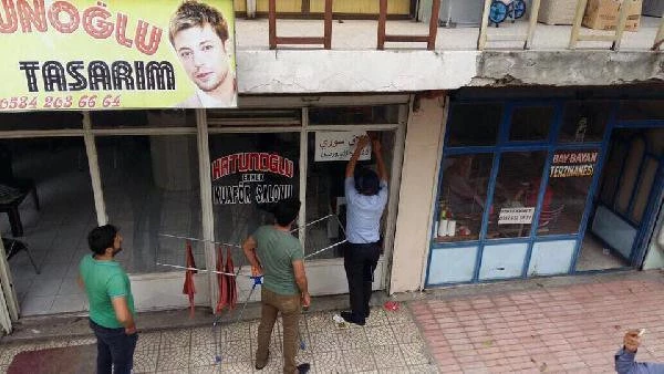 Hatay'da Arapça Tabelalar Sökülüyor