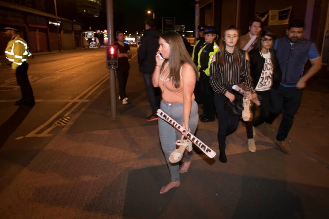 Manchester Arena'daki Görgü Tanıkları: Her Yerde Cansız Bedenler Vardı