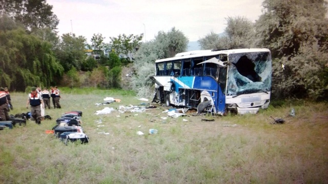 Sınıfı Bitirmenin Sevinciyle Ailelerine Koşarken Ölüme Yakalandılar