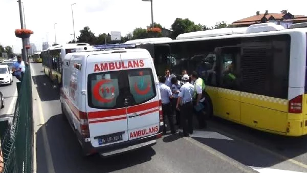  <a class='keyword-sd' href='/istanbul/' title='İstanbul'>İstanbul</a>'da Metrobüs Bariyerlere Çarptı: 5 Yaralı