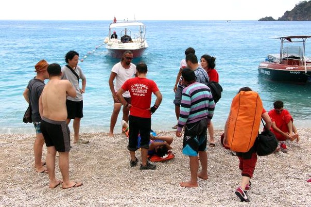 Kelebekler Vadisi'nde 10 Metre Yükseklikten Düşen Tatilciyi UMKE Ekipleri Kurtardı
