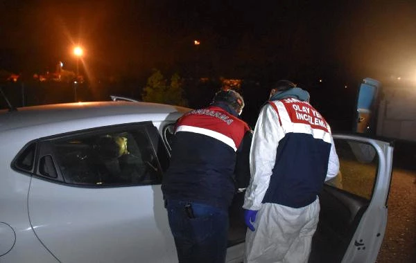 Tekirdağ'da Otomobilde Başından Vurulmuş Ceset