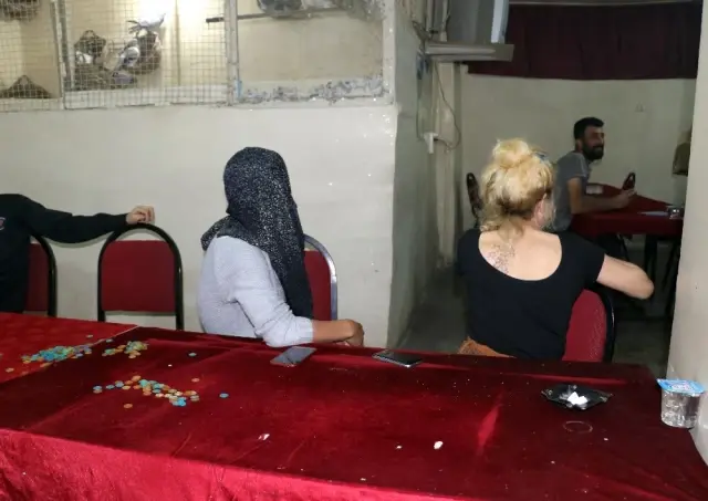 Diyarbakır'da Dev Operasyon: 400 Polisle Kumar Oynanan 18 Mekana Baskın