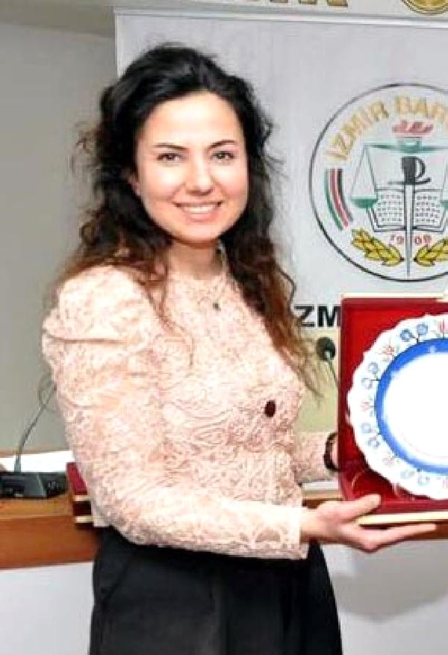 Bahçeye Giren Atı Vurdu, 'Beni Öldürecekti' Deyip Beraat Etti