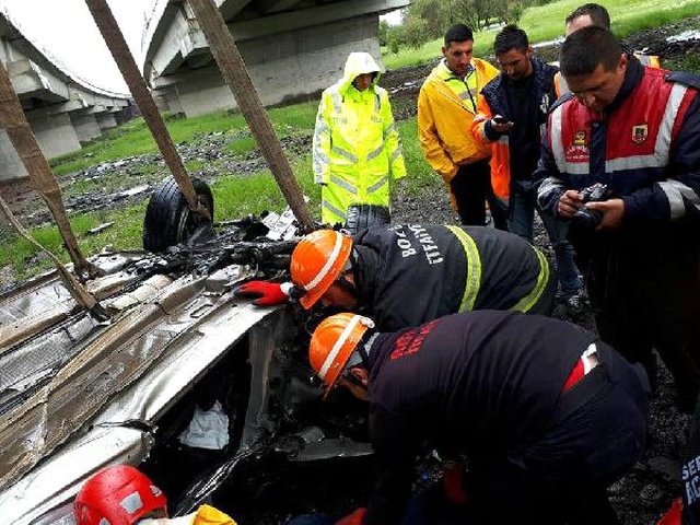 Bolu'da 15 Metre Yükseklikteki Köprüden Uçan Otomobilin Sürücüsü Öldü