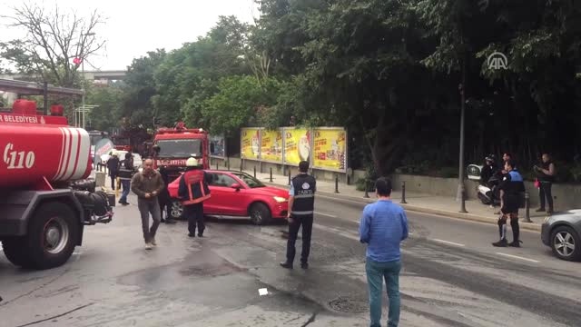 Beşiktaş'taki AVM'de Çıkan Yangın Korku Dolu Anlar Yaşattı