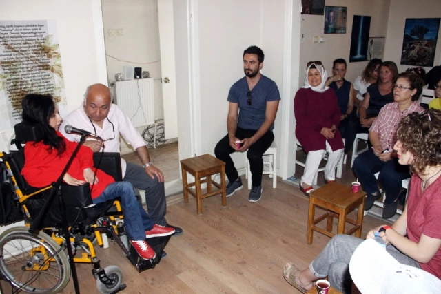 SMA Hastası Hatice Özkan'ın İnsanlığa Örnek Olabilecek Hayat Hikayesi