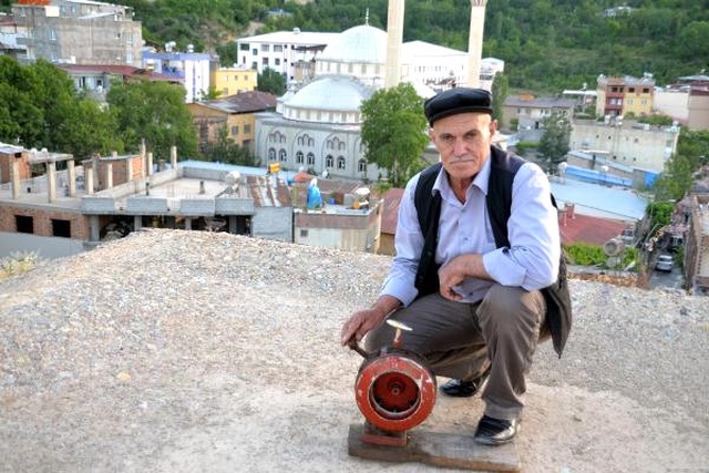 Pervarililer, 97 Yıldır Savaş Sireniyle İftar Açıp, Sahura Kalkıyor