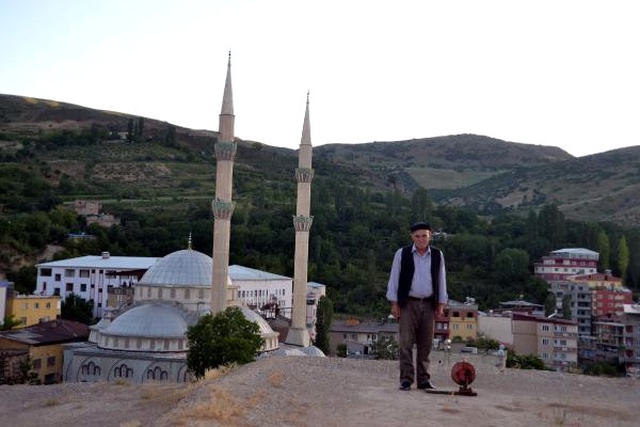 Pervarililer, 97 Yıldır Savaş Sireniyle İftar Açıp, Sahura Kalkıyor