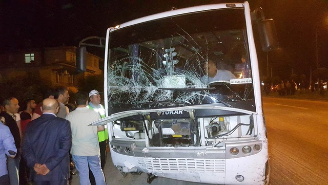 Samsun'da Midibüs ile Kamyonet Çarpıştı: 5 Ölü, 3 Yaralı