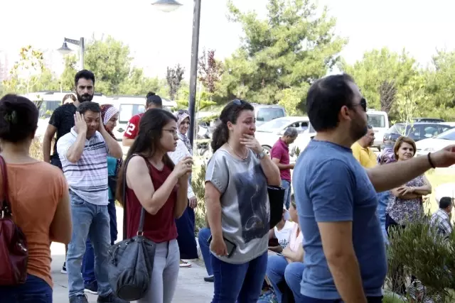 Vatandaşlar, Sınava Son Saniye Gelen Kız İçin Seferber Oldu