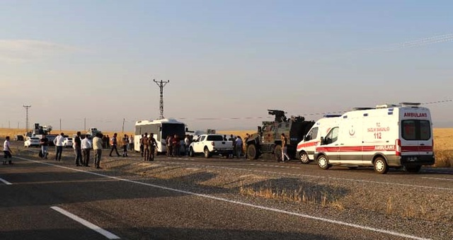 Diyarbakır'da Polis Aracıyla Sivil Araç Çarpıştı: 5 Ölü, 5 Yaralı