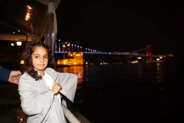 Babasının Yaptığı Maketten İstanbul'a Bakan Yüksekovalı Yağmur'un Hayalleri Gerçek Oldu