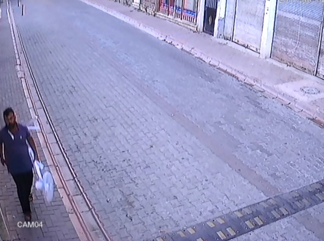 Vantilatör Çalmak İçin Girdiği Camide 4 Rekat Namaz Kıldı!