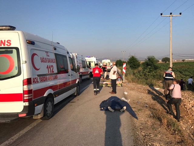 Balıkesir'de Otobüs Devrildi: 1 Ölü, 47 Yaralı