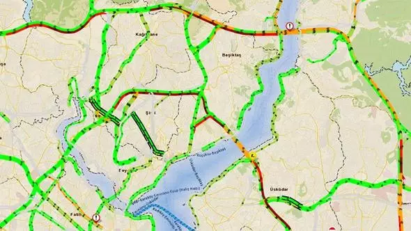 Bayramın İlk Gününde E-5 Karayolu ve Tem Otoyolu'nda Trafik Durma Noktasına Geldi