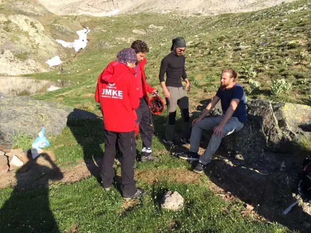 Gece Kaldıkları Kampta Ayı Sesi Duyduğunu Sanan Gençler, Ekipleri Alarma Geçirdi