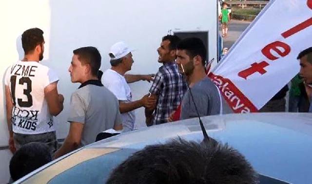 Kılıçdaroğlu Karavanına Girdiği Sırada CHP'nin Kamp Alanı Karıştı
