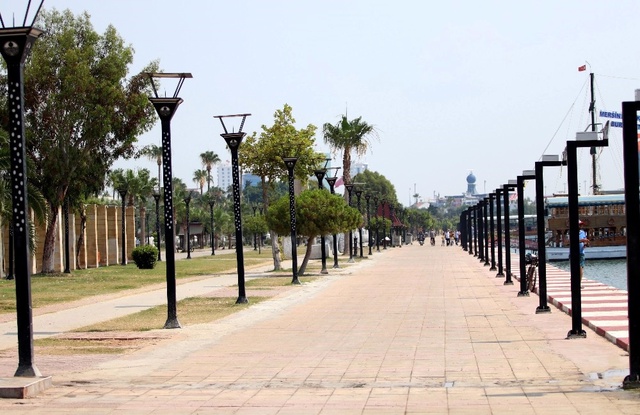 Sıcak Bastırdı, Mersin Hayalet Şehre Döndü! Kimse Dışarı Çıkamıyor