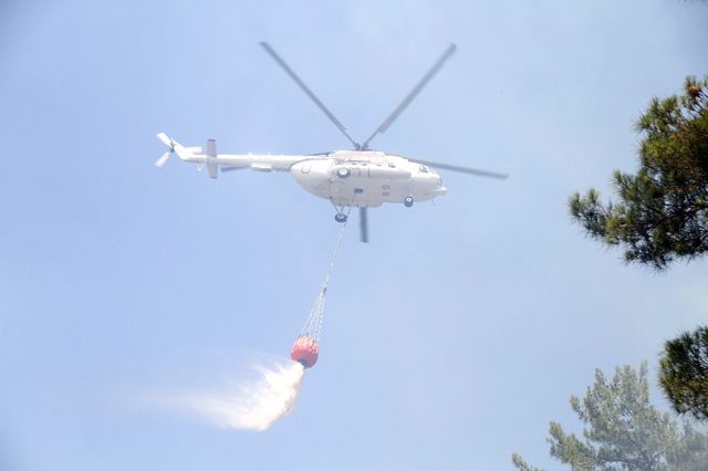 Antalya'nın Ciğerleri Yanıyor! Alevler Yerleşim Alanına Ulaştı, Evler Tahliye Ediliyor