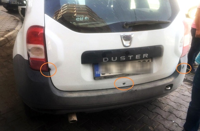 Tamir Ettikleri Trafoya Elektrik Verildi, Yetmedi Araçları Kurşunlandı