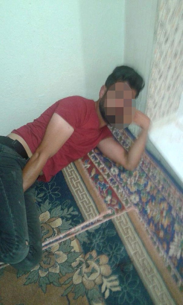 Eski Sevgilisinin Yakınlarına Küfretti, Kelepçeyle İşkenceye Uğradı
