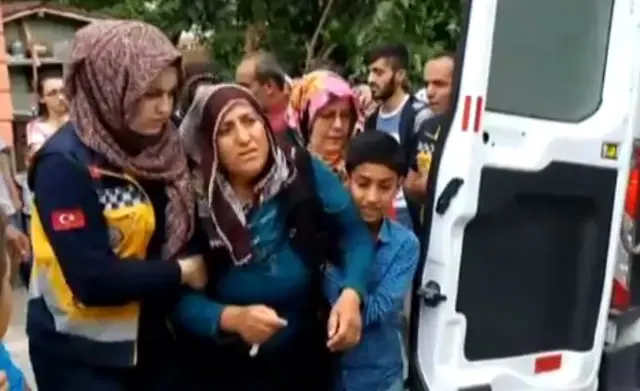 Evleri Gözlerinin Önünde Yanan Çocuklar, Gözyaşlarına Boğuldu