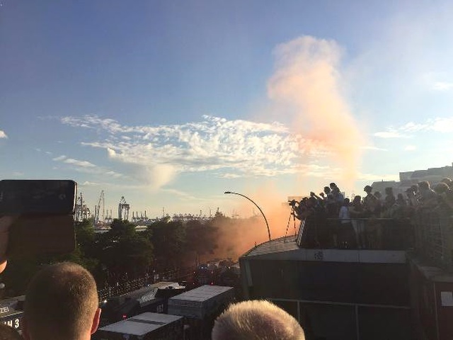 G-20 Zirvesini Protesto Eden Göstericiler Hamburg'u Savaş Alanına Çevirdi!