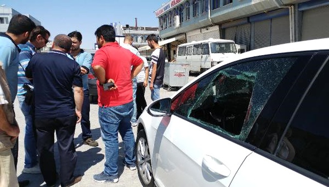 Araçta Bırakılan 55 Bin TL'yi Tornavidayla 10 Saniyede Çaldılar