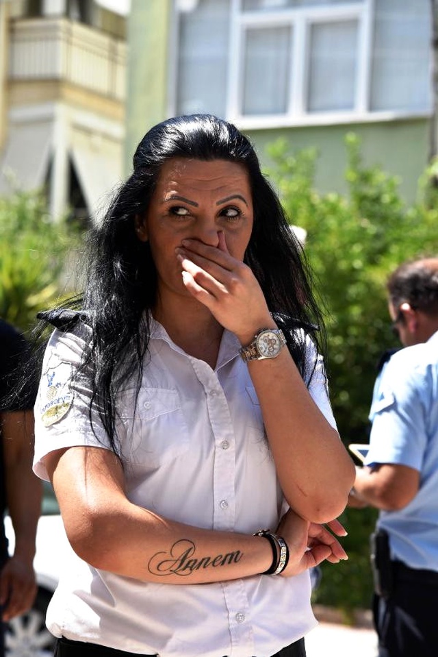 Polis, Emekli Öğretmenin Vefatını Kızına 'Alo Babanız Vefat Etti' Diye Haber Verdi
