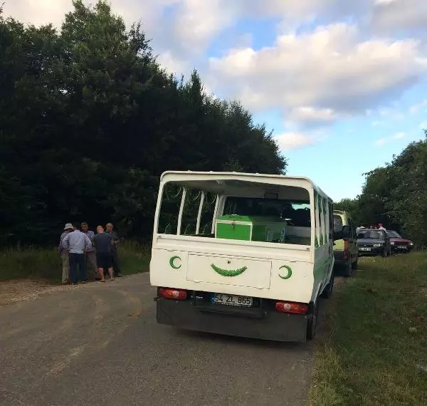 Suriyeli Hamile Kadına Tecavüz Edip, 10 Aylık Bebeği ile Birlikte Başını Ezerek Öldürdüler