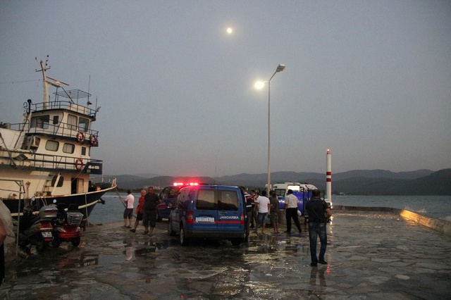 Ters Akıntıya Kapılan Asker Kardeşlerden Birisi Can Verdi, Diğeri Yoğun Bakımda