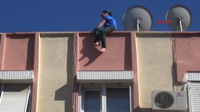 Eşi Telefonda Engelleyince Bunalıma Giren Kadın İntihar Etmek İstedi