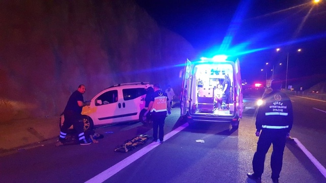 Bursa'da Kız Öğrencilerin Arasına Kamyonet Daldı: 2 Ölü, 14 Yaralı