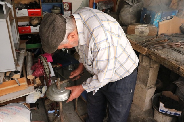 Yozgat'ta Bakıra Can Katan Usta Eller Zamana Direniyor