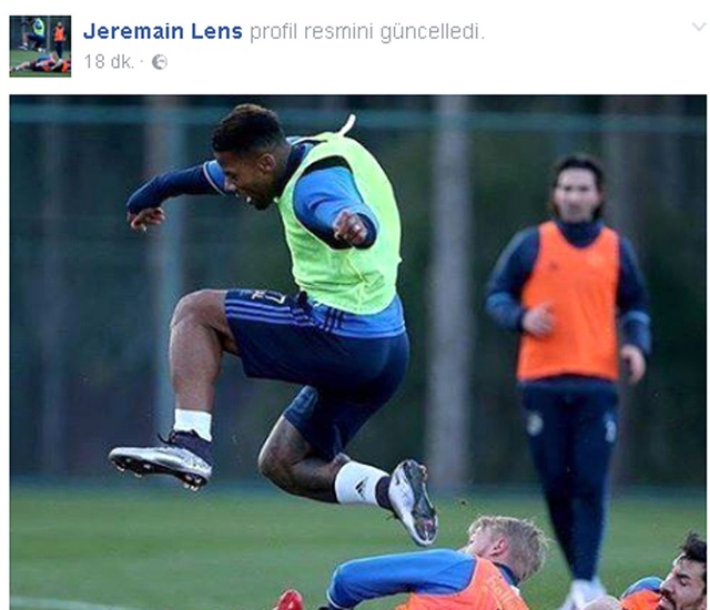 Jeremain Lens, Profiline Fenerbahçe'deki Fotoğrafını Koyunca Taraftarlar Heyecanlandı